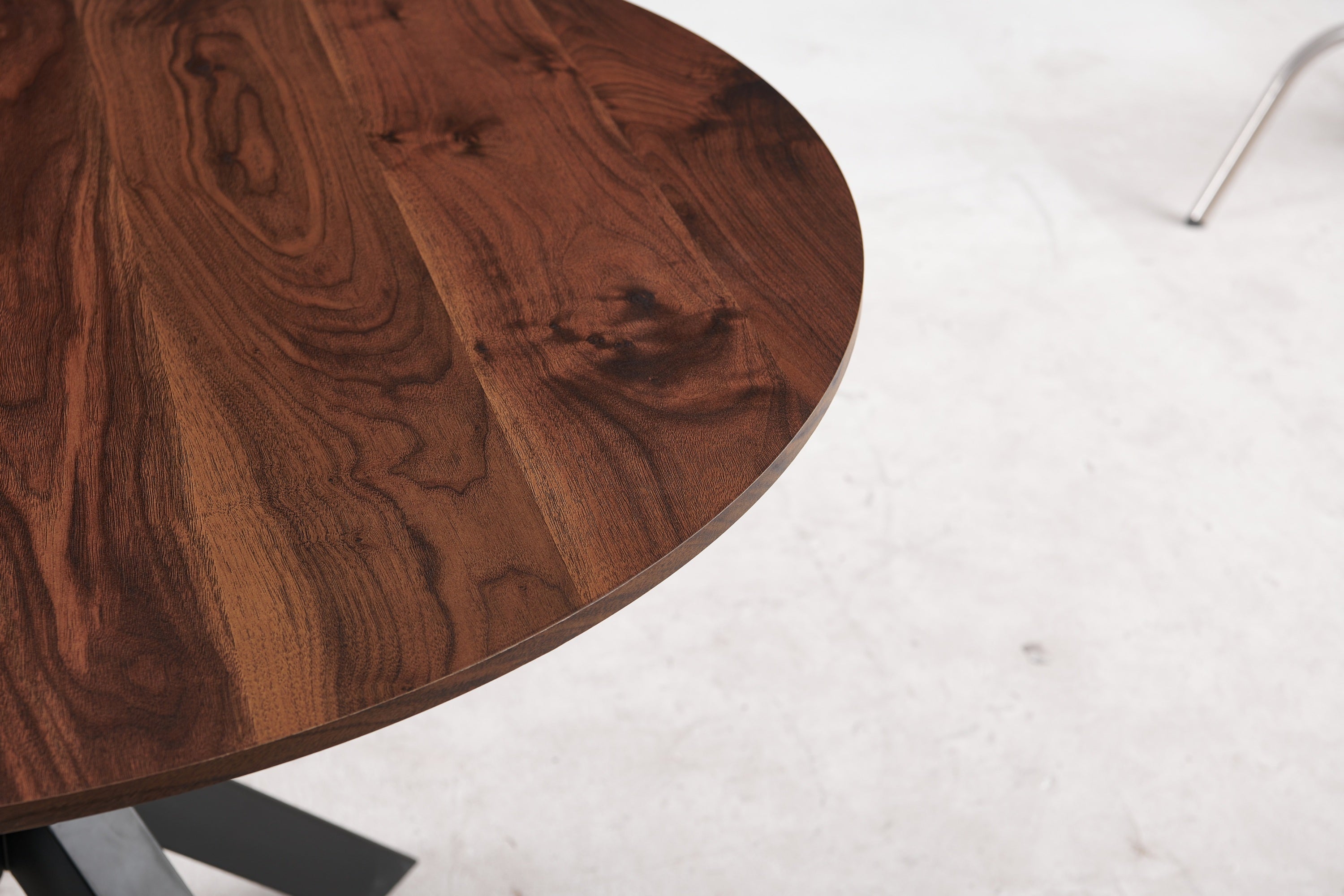 42.1" Mid-century Dining Table for 4-6 people-2