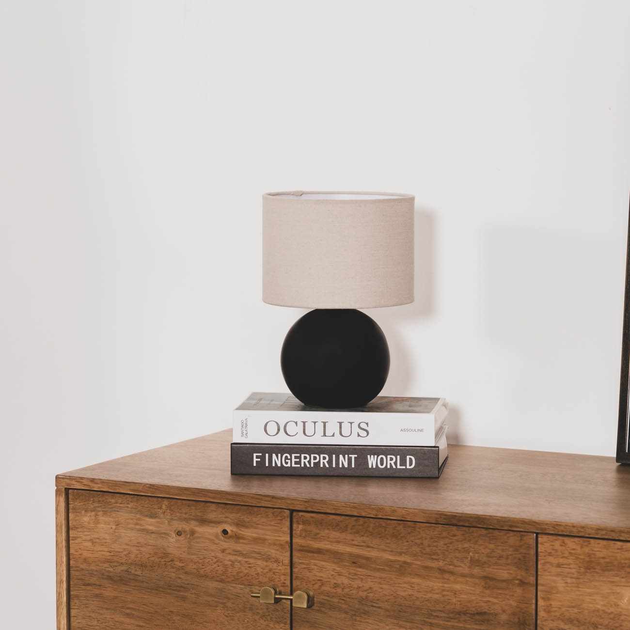 Brennberg Black Table Lamp-2