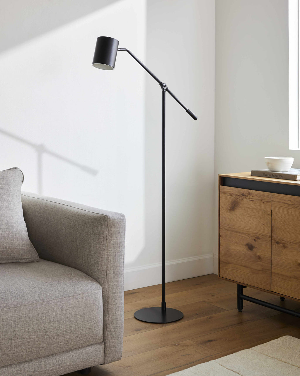 Vyazovaya Black Metal Floor Lamp-3