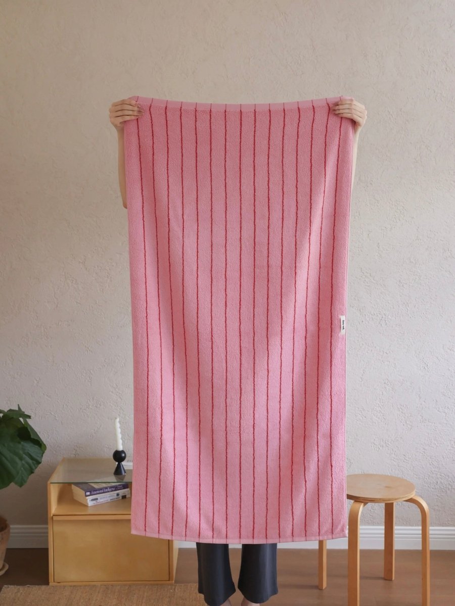 Retro Whimsical Pink Stripe Bath Towel — 100% Long-Staple Cotton, Soft, Plush & Absorbent-0