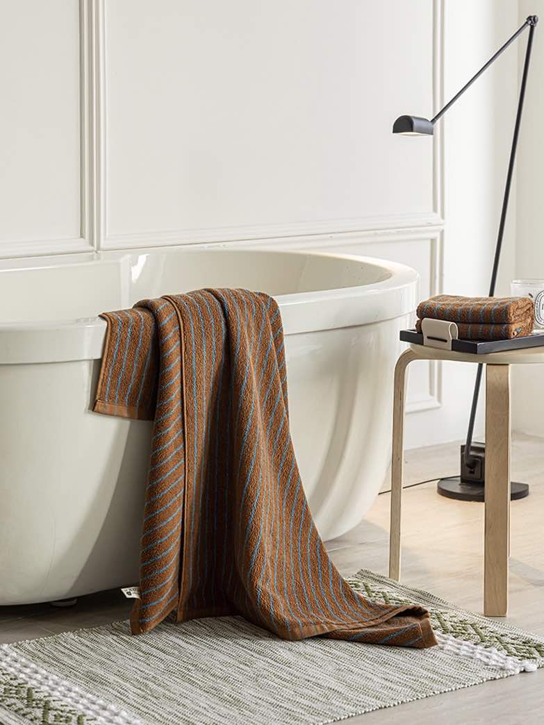 Ultra Soft Absorbent Retro Stripe Bath Towel - 100% Organic Cotton-3